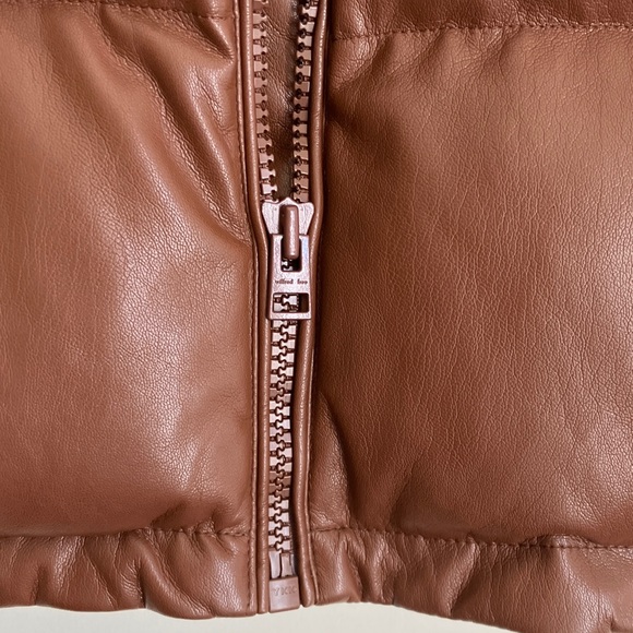 Wilfred Free Vegan Primaloft Vista Puffer Brown ZipUp Vest, Women’s Size 2XS EUC - Picture 4 of 7